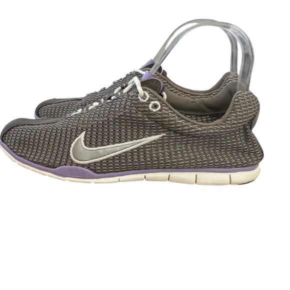 Nike Dayfly Ultralight Mesh Training Running Shoe Women’s 7.5 Gray Athleisure - Picture 3 of 6